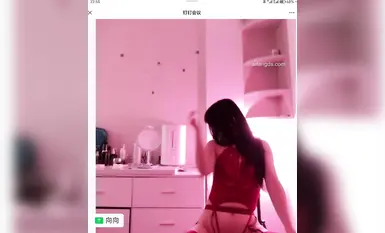 Penari selebriti internet Douyin @宁向(xiangxiang) ahli kumpulan mempersembahkan tarian bogel berskala besar (46)