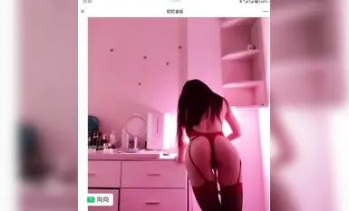 Penari selebriti internet Douyin @宁向(xiangxiang) ahli kumpulan mempersembahkan tarian bogel berskala besar (46)