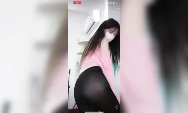 Douyin celebrity dancer @宁向(向向) member group na gumaganap ng malakihang hubo't hubad na sayaw (6)