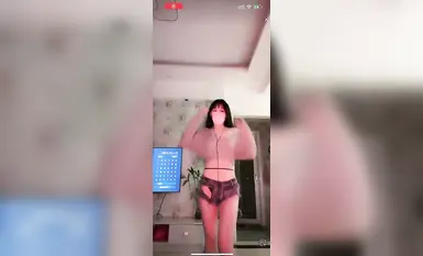 Nhóm thành viên vũ công nổi tiếng trên mạng Douyin @宁向(xiangxiang) biểu diễn điệu nhảy khỏa thân quy mô lớn (66)