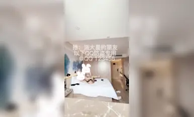 부자 @해적선장은 신작에서 많은 여주인공과 훈련하고 섹스를 한다(3)