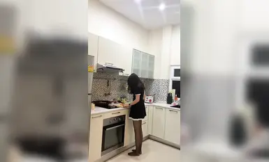 부자 @해적선장은 신작에서 많은 여주인공과 훈련하고 섹스를 한다 1 (1)