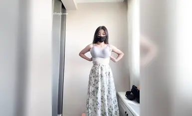 Cô gái đeo kính nóng bỏng Phúc lợi Ji @小鱼 nhảy khỏa thân theo tỷ lệ tùy chỉnh (1)