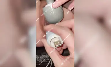 [Taozi Taozizizi] Melatih perempuan jalang untuk memaksa seks oral dan kemudian menembusi kemaluan harimau putih untuk membuatnya penuh (9)