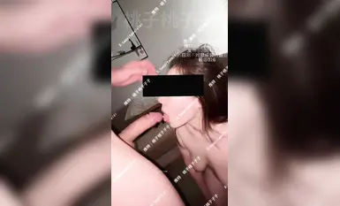 【桃子桃子子子】調教騷母狗強制口交後入白虎逼視覺感拉滿 (5)