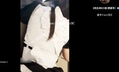 最新11月付费群更新，极品小情侣【D先生和C小姐】暴力性爱美学，骚婊呻吟声一绝，肏的加爸爸(5)