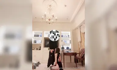 #스폰지밥 은 머리 9개, 스타킹, 하이힐, 아름다운 각선미를 자랑하는 엄청나게 아름다운 인터넷 음란물 소유자의 장난감을 비공개로 대규모로 촬영했습니다(10).