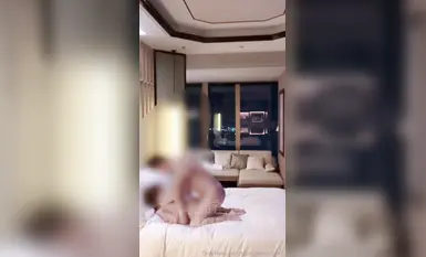 #스폰지밥 은 머리 9개, 스타킹, 하이힐, 아름다운 각선미를 자랑하는 엄청나게 아름다운 인터넷 음란물 소유자의 장난감을 대규모로 비공개 촬영했습니다(14).