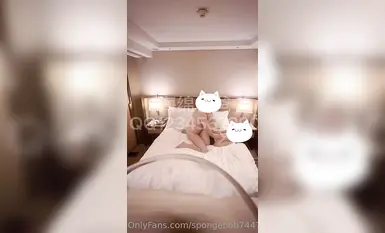 #海绵宝宝绝美颜值九头身丝袜高跟美腿名媛网黄主人的玩具大尺度性爱私拍(4)