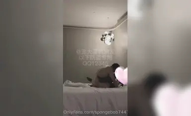 #海绵宝宝绝美颜值九头身丝袜高跟美腿名媛网黄主人的玩具大尺度性爱私拍(5)