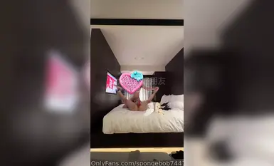 #스폰지밥 은 머리 9개, 스타킹, 하이힐, 아름다운 각선미를 자랑하는 엄청나게 아름다운 인터넷 음란물 소유자의 장난감을 비공개로 대규모로 촬영했습니다(7).