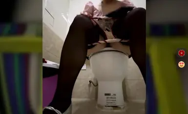 stripchat【tingting66】Jiran terengah-engah di dalam tandas dan menjilat jarinya dan memanggil suaminya Suc