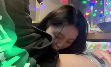 Người nổi tiếng Internet Hàn Quốc "ajpkkkk" với bộ ngực to tương phản và thân hình hơi mũm mĩm bị quay lén OF, thủ dâm và nước trắng chảy ra từ âm hộ, quan hệ tình dục say đắm với bạn trai tại KTV [Bộ sưu tập] (1)