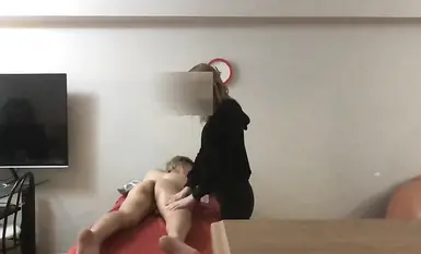 【精彩對白字幕】預約上門女按摩師自願獻身韓國大屌痞子「sinfuldeeds」OF私拍 首約清瘦金發女技師有意無意撩檔