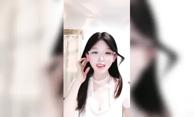 Gadis paling cantik di dunia~ [Bedakan pelajar kolej wanita] Bagaimana dia boleh menjadi begitu suci, saya melancap (1)