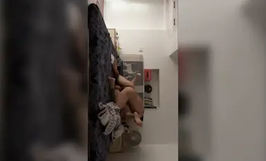 ฉันขอแนะนำหญิงสาวสวยจากจี่หนานที่เพิ่งหย่าร้างและมีรูปร่างสมส่วน เธอเป็นแม่ของลูกสองคน เธอพยายามต่อต้าน แต่ก็ยินดีต้อนรับเธอด้วยสีหน้าลามก เธอสนุกกับมัน