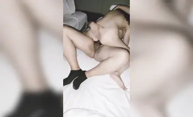 2024年最新【核彈】超頂級綠帽博主，【暖暖小淫妻】上，看老婆被各單男干，這么極品的老婆太少見了，95年 (5)