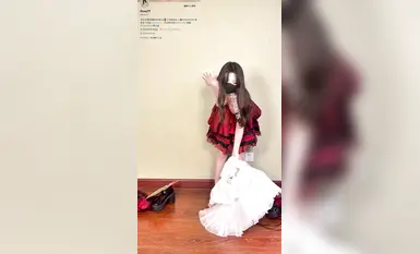 Bodhisattva yang sangat hot di Twitter - seteguk pic putih tujuh - pelbagai kos menunjukkan onani dan tarian telanjang (2)