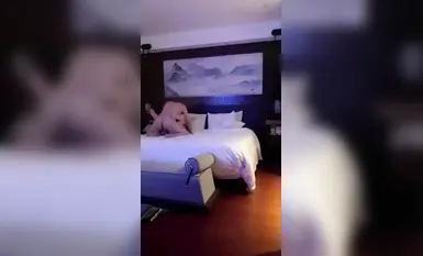 数千人が崇拝する偉大な神「海賊船長」、1月最新のホットな個人撮影_最高の女神が乱暴に乗ります_床から天井までの窓の内と外で絶頂_HD 1080Pバージョン1 (21)