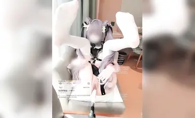 兔崽tuzaibaby 萝莉JK露出自慰弹力摇喷水