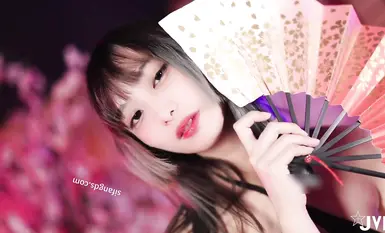 2024年12月新作，【JVID素人系列】，新人首次，極品美穴，窄窄的一條縫，四點全露，完美呈現自慰全程