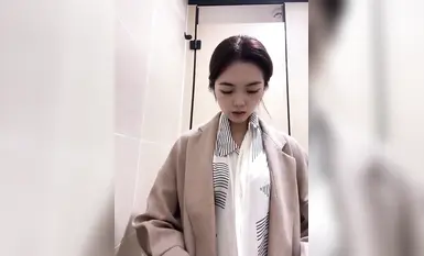 BMWZ大神調教的最乖巧的母狗日常【SM 喝尿 啪啪等】如此漂亮清純的妹子，竟然這樣糟蹋