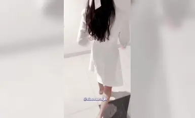 Leaked in 2024, a slutty wife from a good family, [Xiao Xue], the young woman is brave, the children's paradise, the billiards hall are exposed, the best pink pussy is like a girl, highly recommended