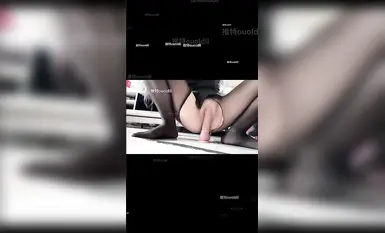 超優しくて露出度の高いカワイイロリビッチ「シャオ・ウェン・バオバオ（ユーリン）」は従順に見えれば見るほど楽しく、軽く犯されると喘ぎ声が大きくなり、ズタズタに犯されて感じてしまう彼女がもっと激しく犯されるとき（8）