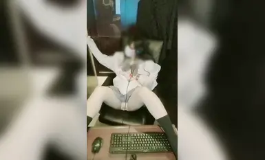 cafe net đồng phục máy rung thủ dâm