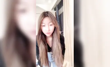 19歲清純美乳學妹【19女娘子】宿舍偷播 和閨蜜一起互玩 (3)