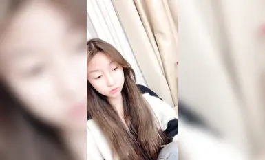 19歲清純美乳學妹【19女娘子】宿舍偷播 和閨蜜一起互玩 (3)