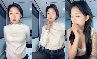 สาวโรงเรียนอ้วนเล็กน้อย [Xinxin La La La] ช่วยตัวเองด้วยอุปกรณ์ประกอบฉาก 69 เลียสายจูงสุนัขของกันและกันและมีเพศสัมพันธ์อย่างดุเดือด (2)