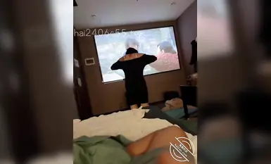 [Produk baru pada bulan Disember] Tuhan Cape Asli [Kakak saya memberikannya kepada saya untuk kali pertama] Kakak saya yang panas disentuh di kedai pedikur, dia tidak berani menjerit, ia sangat mengujakan