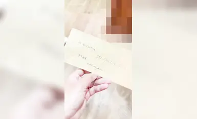 【12月新品】自稱原創亂倫大神【翹臀巨乳小媽（花姐）】付費鑽石貼，趁爸爸不在和後媽偸情，內射小媽的蜜穴