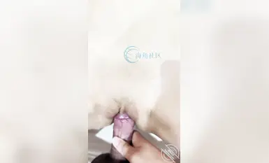 【12月新品】自稱原創亂倫大神【翹臀巨乳小媽（花姐）】付費鑽石貼，趁爸爸不在和後媽偸情，內射小媽的蜜穴