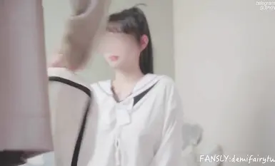 "Demi Daddy" Seorang gadis sekolah menengah yang tidak bersalah ditangkap oleh gurunya menyeludup seludup...dia menjadi mainan guru selepas kelas