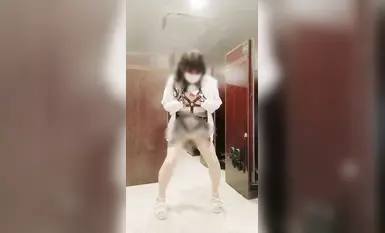 ความยับยั้งชั่งใจเครื่องสั่นสาวเครื่องแบบ