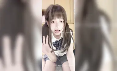 【玉足萝莉风嫩妹】，可爱双马尾，露脸小美女【要要饿晕了】推特福利，自慰口交足交，性爱，小母狗属性拉满(2)