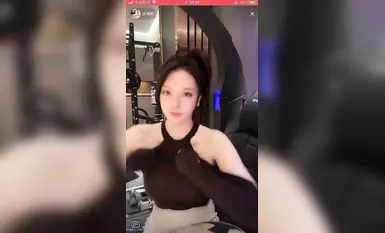 上千部筛选抖音走光露点精选视频美女视频福利小合集(20)