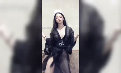 推特无刺榴梿、安慕希、小梨梨酱2025新番会员变装裸舞秀大合集一次看爽