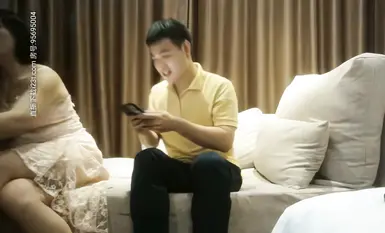 大战风骚美少妇，非常娇艳会玩，事后找男主要黄色网站