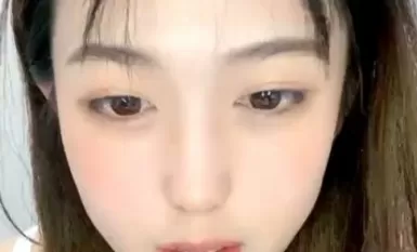 精致玫瑰纹身顶级嫩妹新人小姐姐，白皙美乳完美蜜桃臀，浴室洗澡湿身诱惑