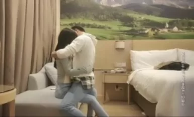 고품질의 주변부 여신, 몸집이 작고 비율이 매우 좋은 매우 달콤하고 귀여운 소녀