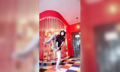 【2025年新品】，推特極品福利姬，可甜可鹽女神【小仙雲】最新1月新番裸舞+定製長視頻①，不解釋，非常耐看