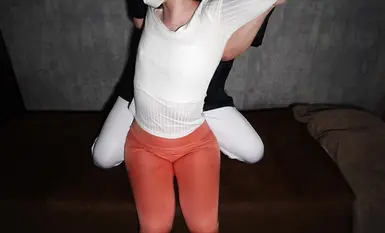 FC2-PPV-4575547 [未公开视频] 外国金融机构的精英办公室女士通过介绍参加私人沙龙的淫秽行为。 有评论福利。