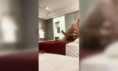 【GAL系女友】台灣小麥色健身女網黃「你的小太陽」「粉紅戀愛炮」 帶有愛的炮炮 光前戲就舒服到不想停 光親就濕的亂七八糟 由足夠的前戲慢慢到抽插 氛圍滿分的情況下 怎麼干都對了2.