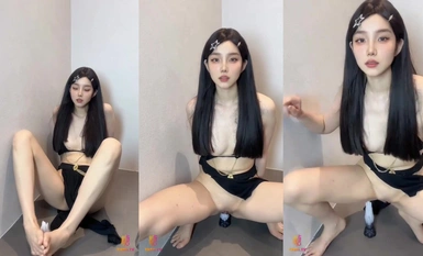 [Baby face at malalaking suso] Little slut masturbates_footjob riding dildo