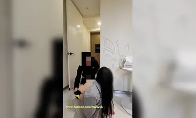 【2025年1月新流】綠帽淫妻癖，頂級身材，肥臀美少婦【h82625h】推特福利，真實偷拍勾引外賣，男技師 (12)