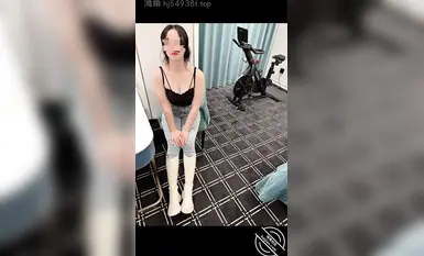 【2025年新流】乱伦大神【会喷水的亲姐姐】付费钻石贴，趁姐姐微醺强行肛交，哭喊声让我心疼，说被我玩坏了