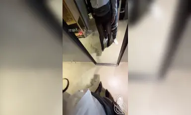 [Stream mới năm 2025] Bậc thầy loạn luân [Chị phun nước] Quan hệ với chị bán hàng ở suối nước nóng, một lần đưa vào và một lần phun không dừng lại được, góc nhìn dưới nước thực sự thú vị